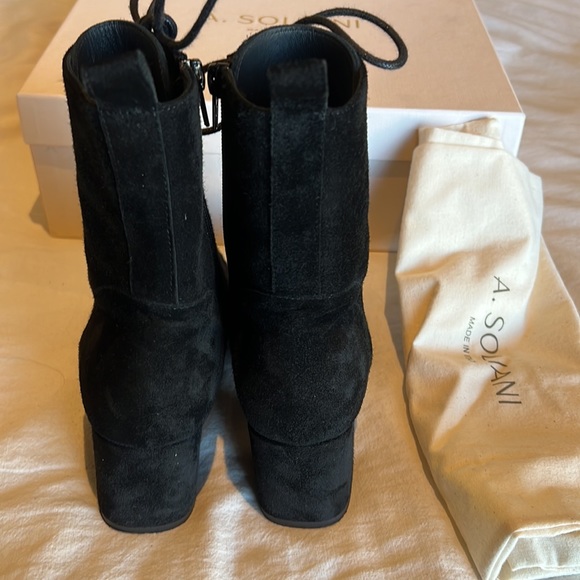 A. Soliani Venezia lace up block heel boots in black suede - Picture 4 of 6